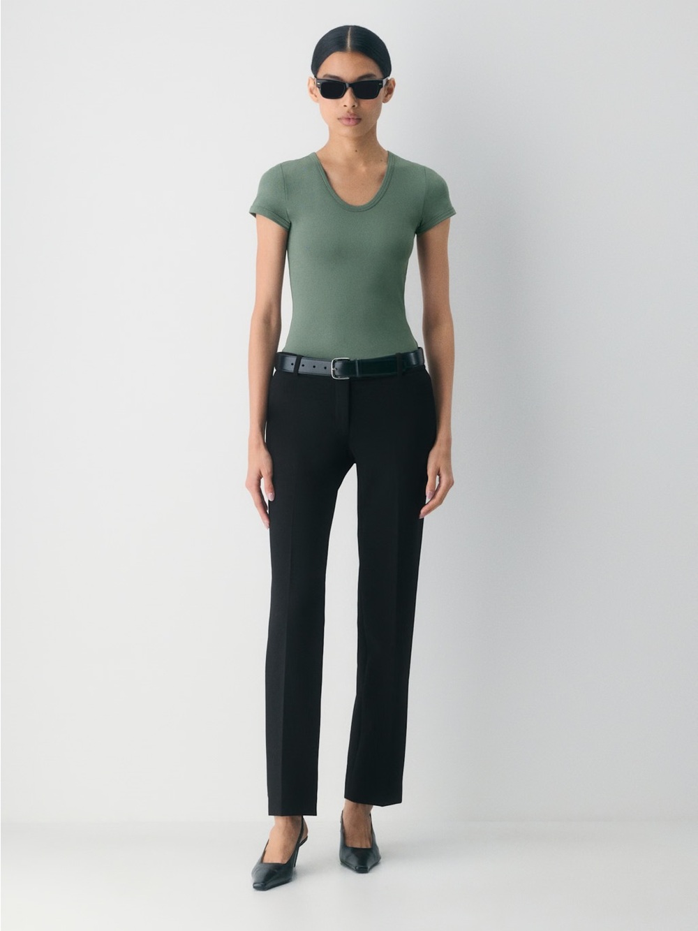 Aritzia Olive Green Short-Sleeve Scoop Neck Tee